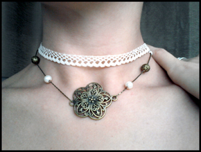 ras de cou vintage dentelle
